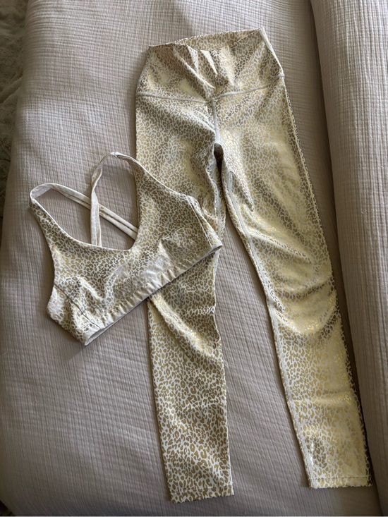 Carbon38 Pants - Carbon38 Gold Leopard Accent Activewear Set on Cream